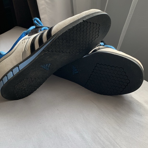 Adidas runners  white, black stripes bright blue athletic gym - Picture 8 of 8